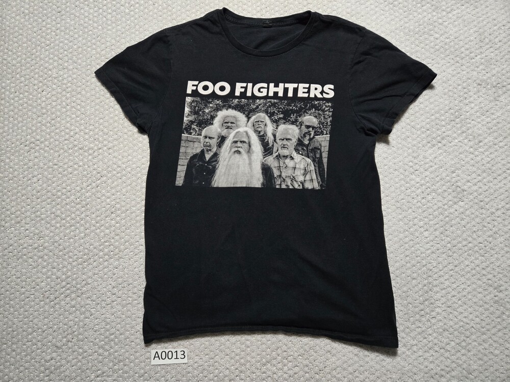 Foo Fighters ‘Old Band Photo’ T-Shirt ~ Men’s ~ Black ~ Bay Island